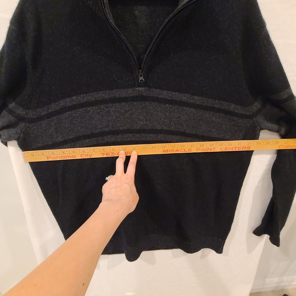 Vince Black and Grey‎ Stripe Wool Cashmere Blend Quarter Zip Up Sweater Mens XL - Picture 7 of 8